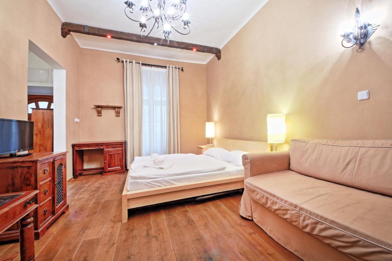 Rose Antique Apartment Praga Zewnętrze zdjęcie